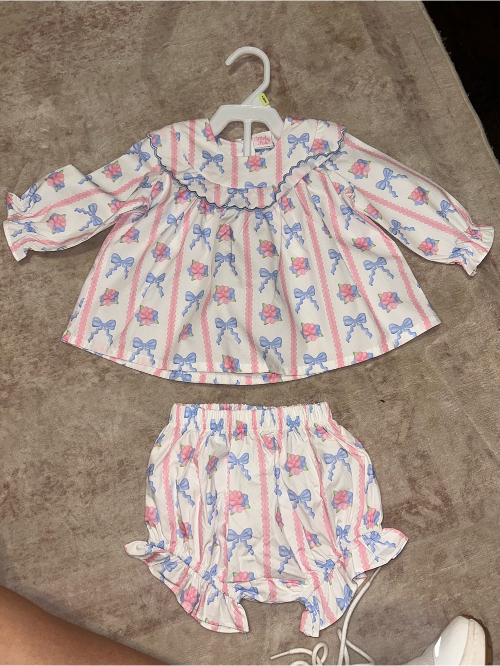 Stitchy fish outfit